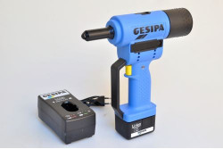 Gesipa Accubird popszegecshúzó akkumulátorral, kofferben
1434898
GP Accubird popszegecshúzó műanyag kofferben Gesipa Accubird popszegecshúzó akkumulátorral, kofferben
1434898
GP Accubird popszegecshúzó műanyag kofferben